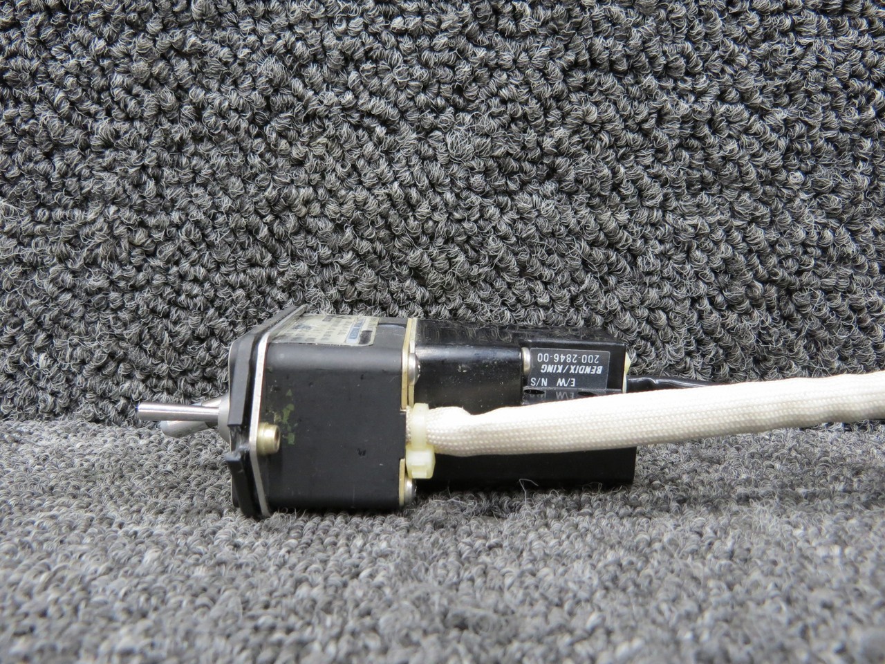 071-1242-01, 200-0846-00 Allied Signal, Bendix-King KA51B Slaving Accessory
