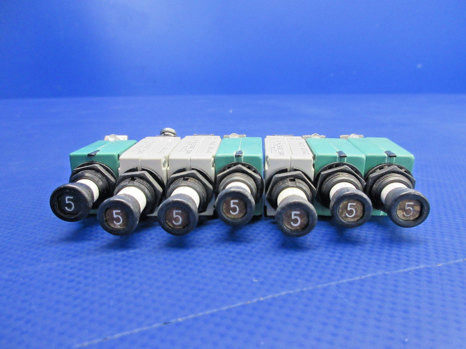 Diamond DA-40 Klixon Circuit Breaker LOT P/N MS26574-5 (0626-839)