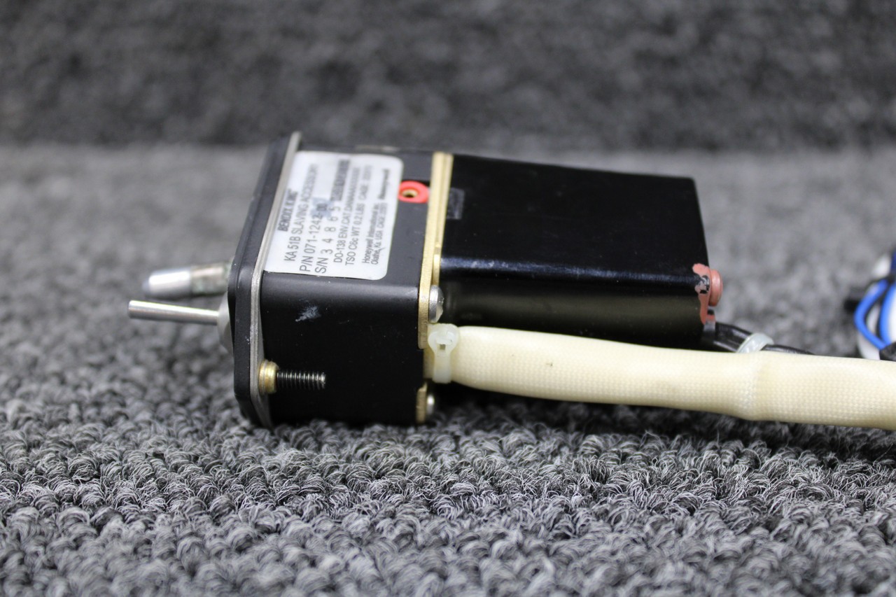 071-1242-00 Bendix King KA-51B Slaving Accessory (Volts: 14)