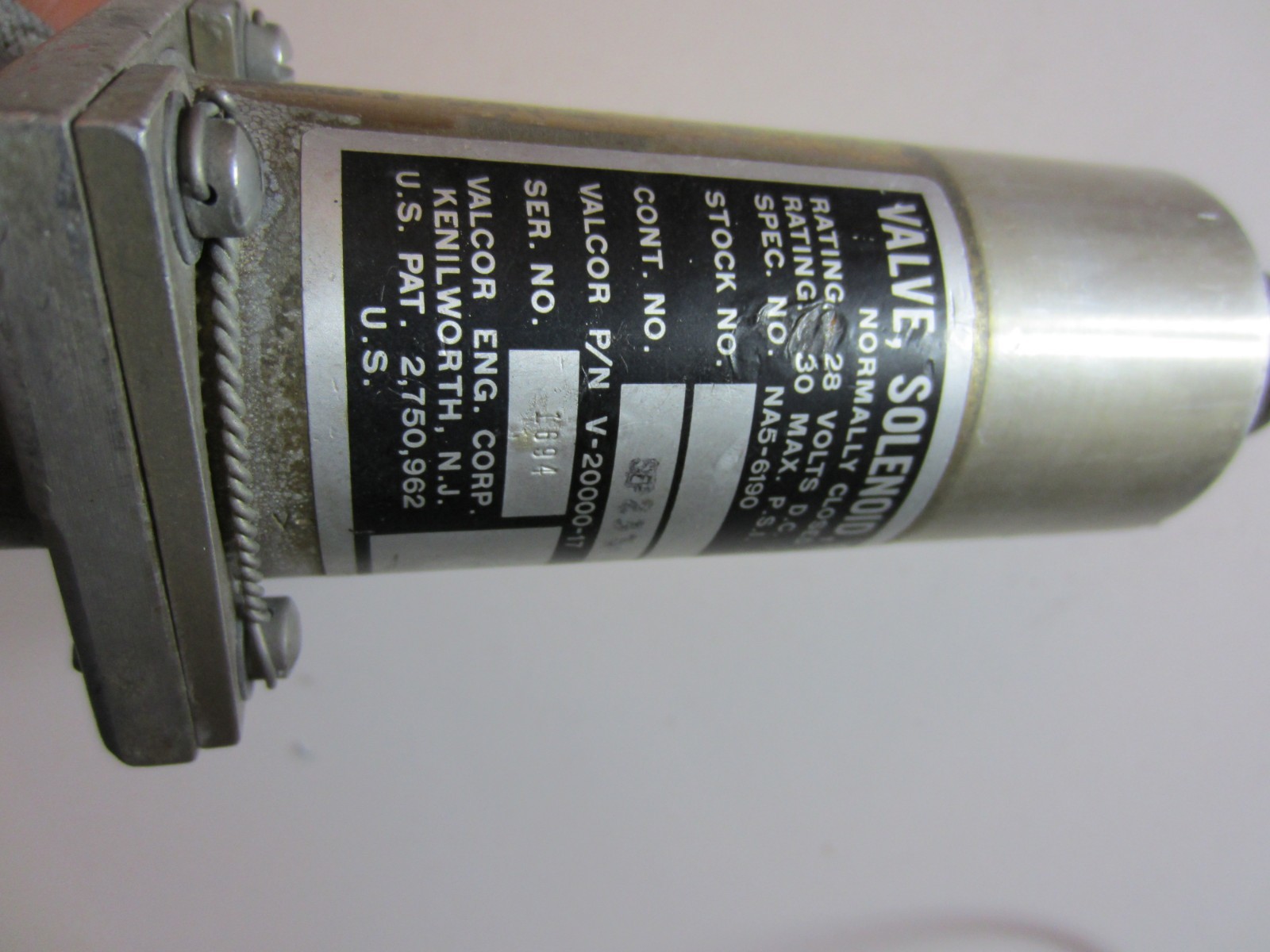 FUEL SOLENOID VALVE (JETTISON VALVE) P/N V-20000-17 NA5-6190 VALCOR ENGINE CORP