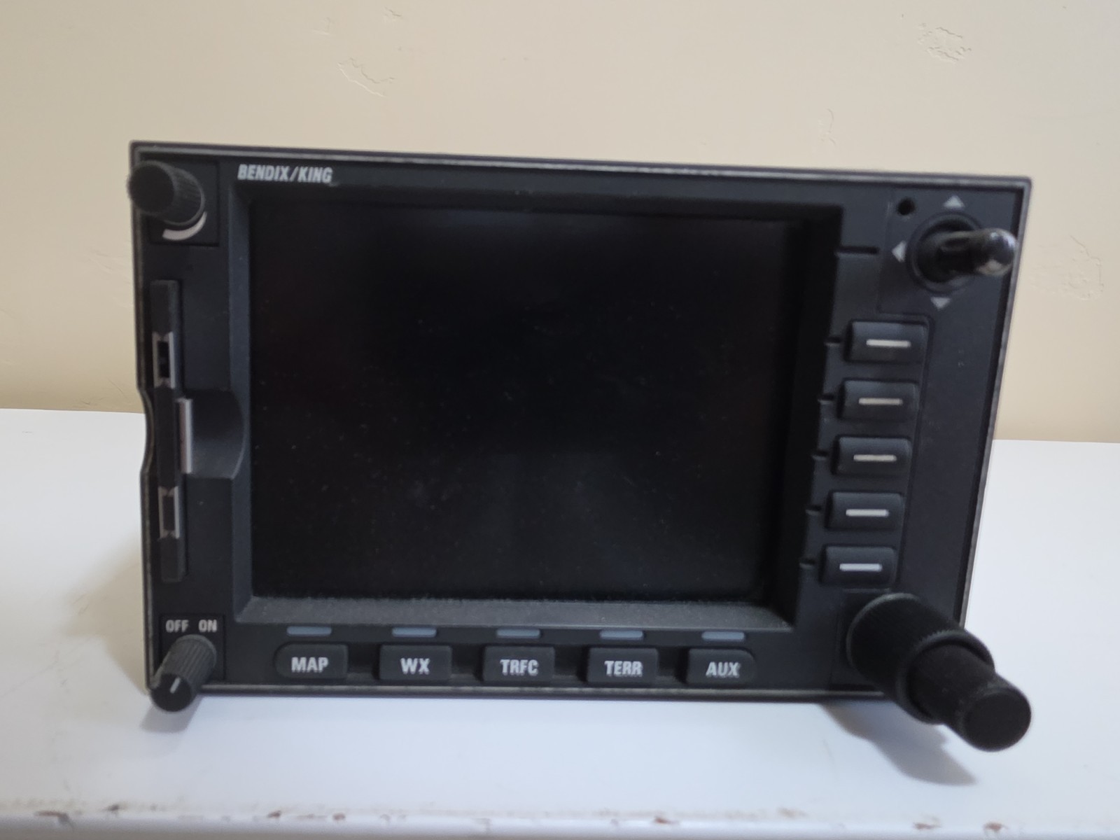 Bendix/King KMD 550 MFD P/N 066-04035-0301 – As-Is – Needs Display Replaced