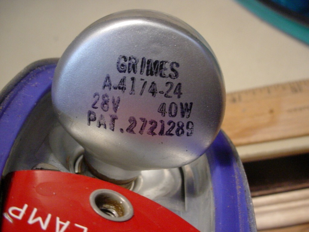 Grimes A-4174 vintage blue recognition light 24vdc