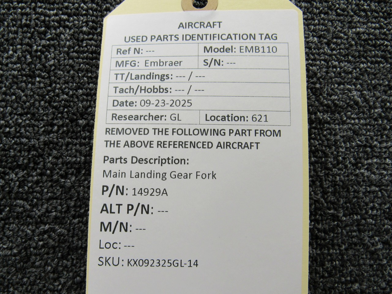 14929A Embraer EMB110 Main Landing Gear Fork