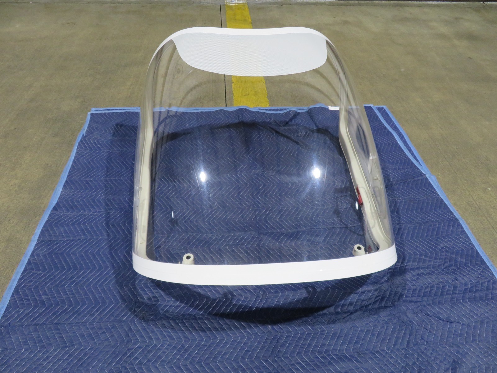Diamond DA-40 Canopy Clear Tint P/N D41-5210-00-00 (0526-98)