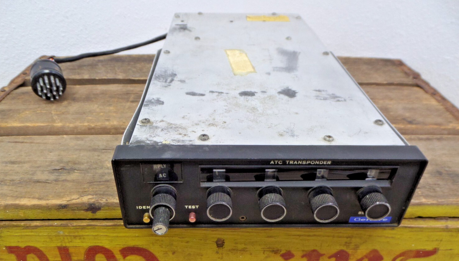 Cessna 150 L ATC Genave Transponder Beta 5000 w/Tray – PARTS/REPAIR/NOT TESTED