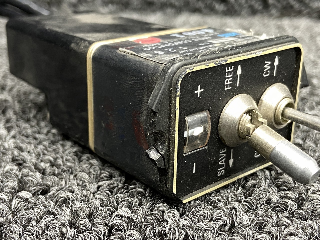 071-1242-01 King Radio KA-51B Slaving Accessory Assembly (Damaged)
