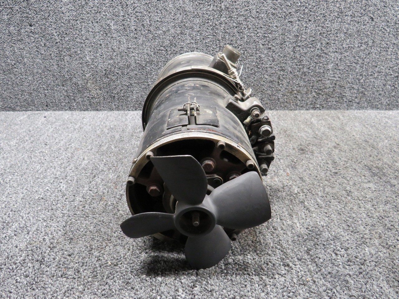 23069-015, 23070-320 Lucas & Lear Siegler Starter Generator w Magnet (Worn Unit)