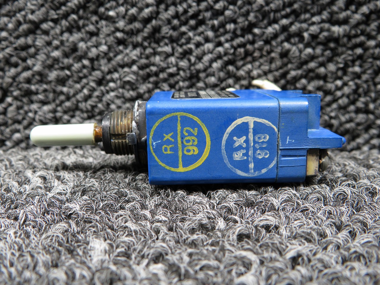 1-BG214-2 Lucas Aerospace Toggle Switch Assembly (28V)(5A)