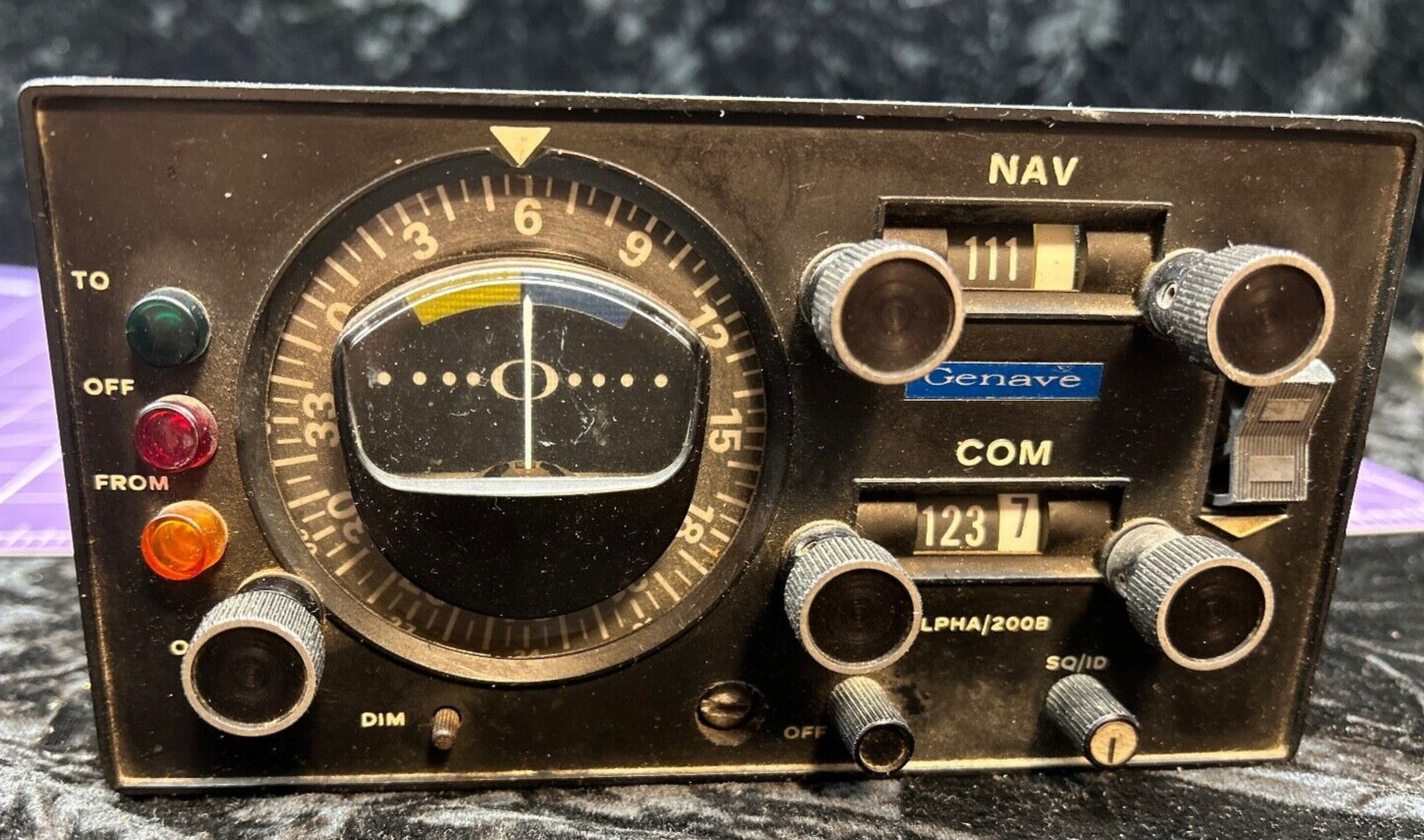 Alpha 200B Vintage GENAVE Nav/Comm Aircraft Radio