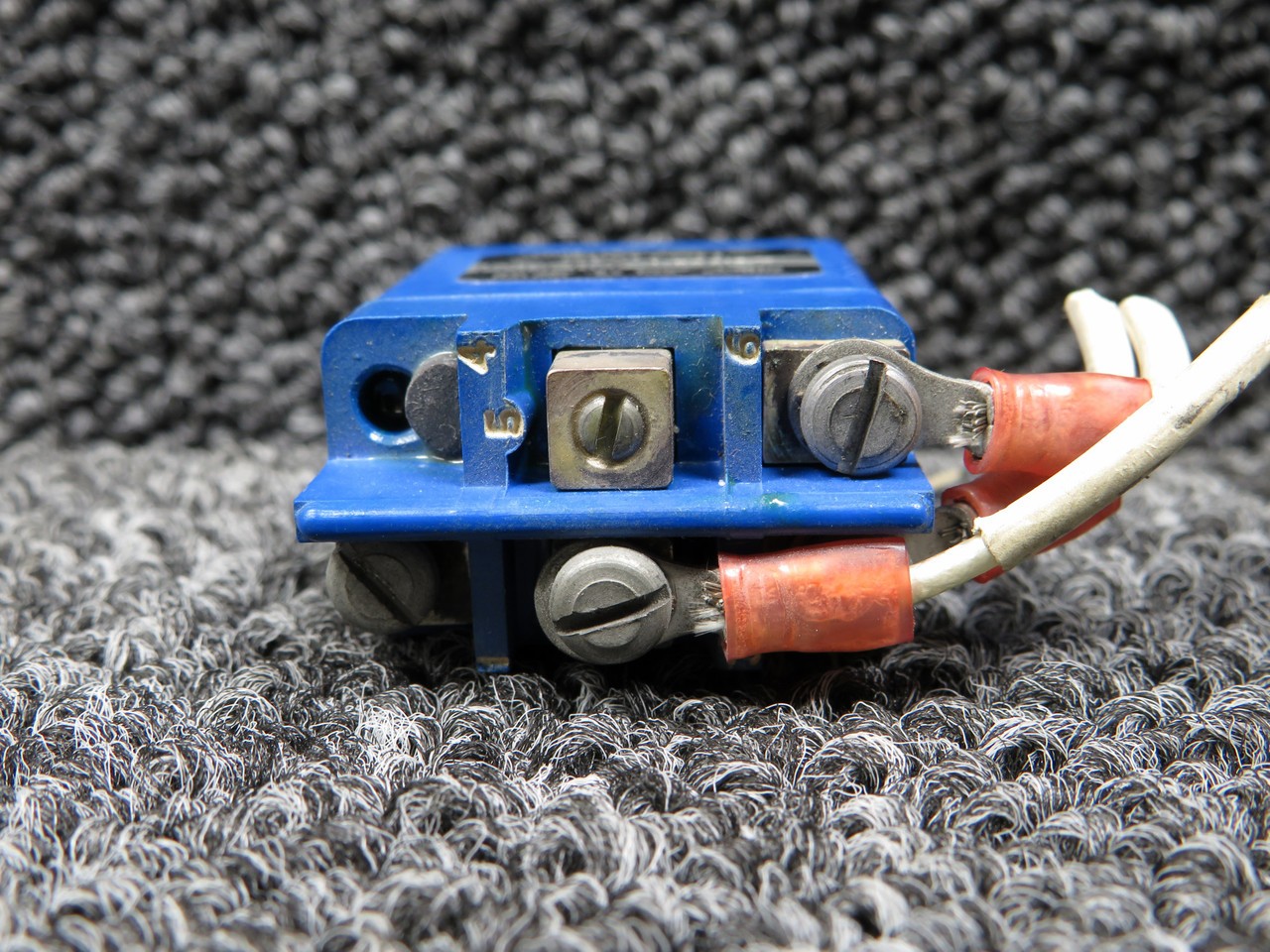 1-BG214-2 Lucas Aerospace Toggle Switch Assembly (28V)(5A)