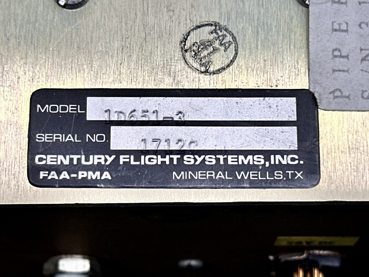 1D651-3 Century Flight Systems Yaw Damper Unit (Minus Mount) (28V)