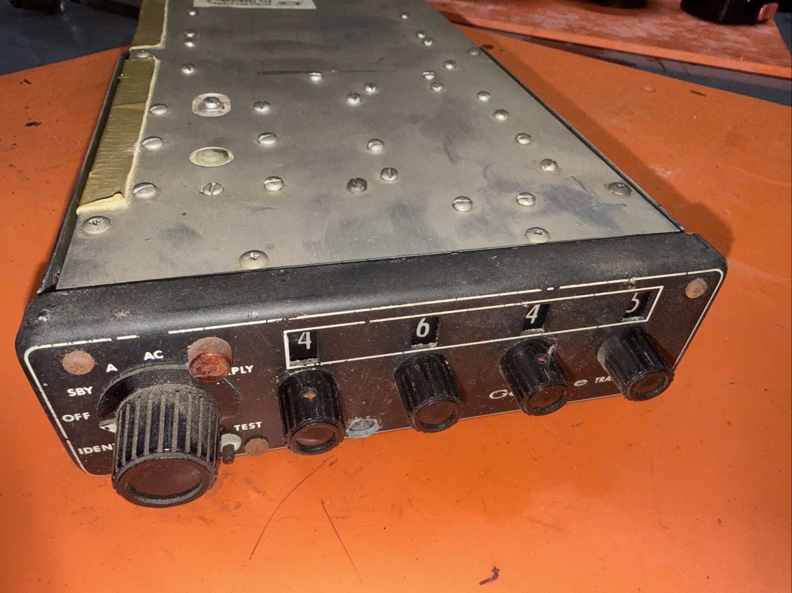 Genave BETA 4096 ATC Transponder W /Rack Steam Punk Or Paper Weight Cave
