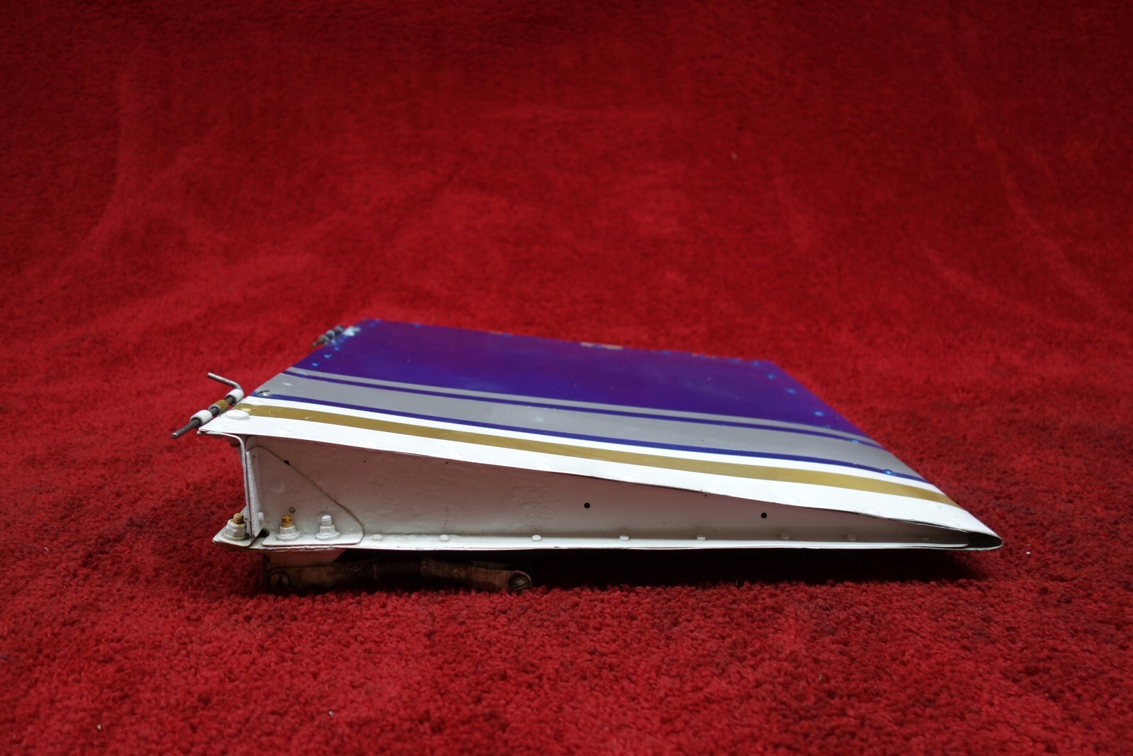 Lake LA-4-200 Buccaneer Trim Tab PN 2-2220