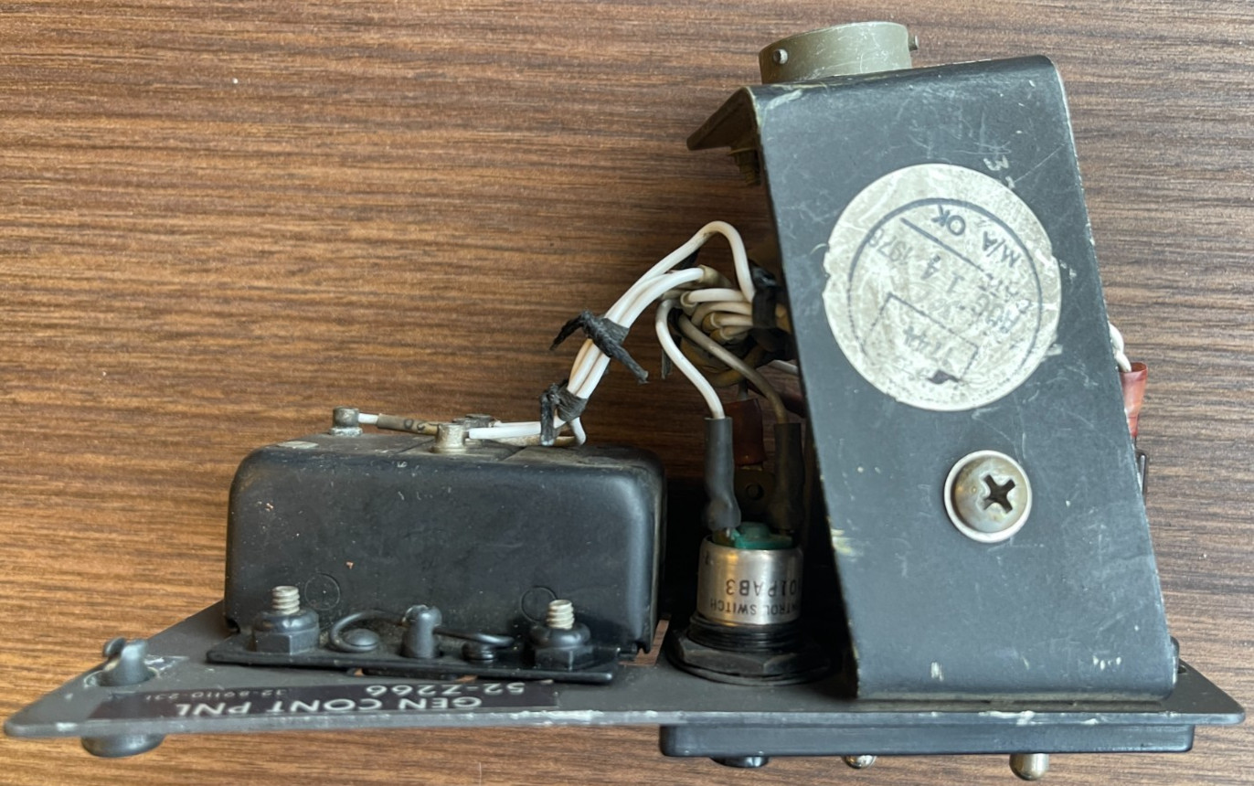 Generator and master caution light control panel F-4