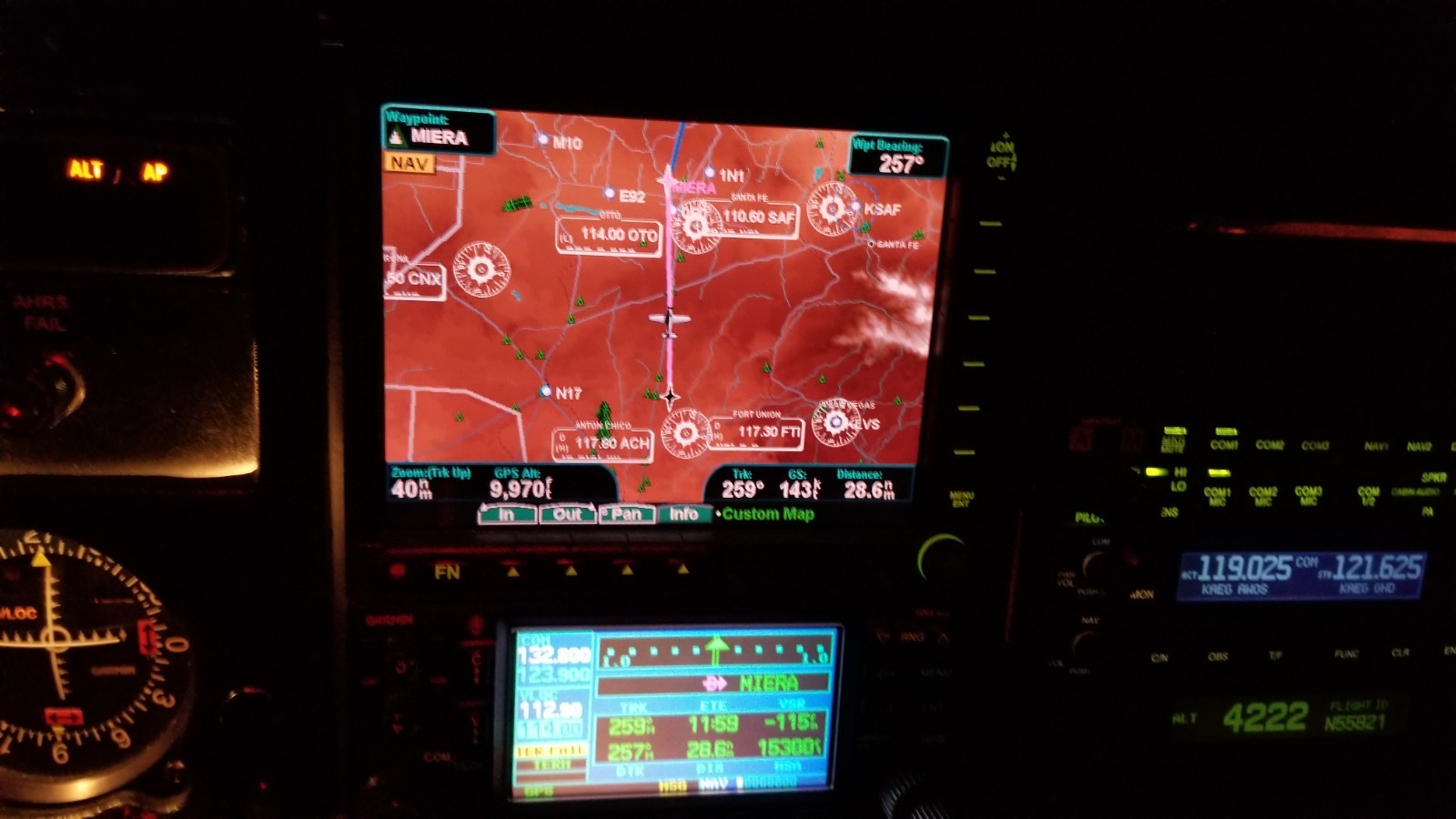 Garmin GMX200 MFD I/O traffic, includes tray and connectors