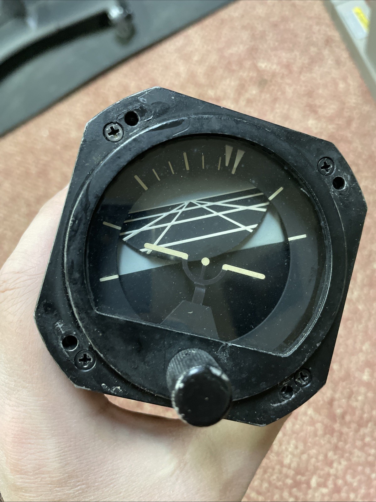 Cessna Aircraft R.C Allen Articial Horizon Gyro Indicator RCA 21-14 C661001-0503