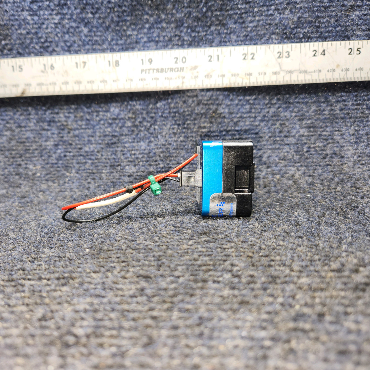 6430102-3 | Mid-Continent TA102 | Dual USB Charging Port w Mod (10-32V, 2.1A)