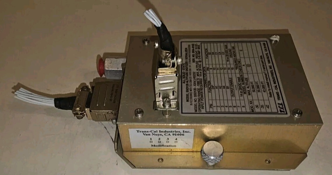 Trans-Cal SSD120-30A-RS-232 Altitude Encoder 30,000′ 14/28V. W/ 90 Day Warranty