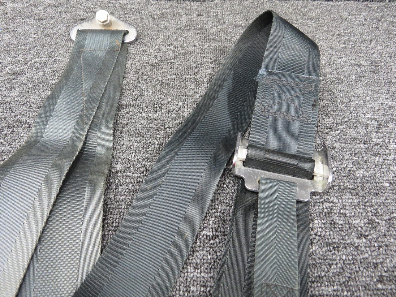 AE815 Bellanca 7GCAA Front Seat Shoulder Harness Assembly