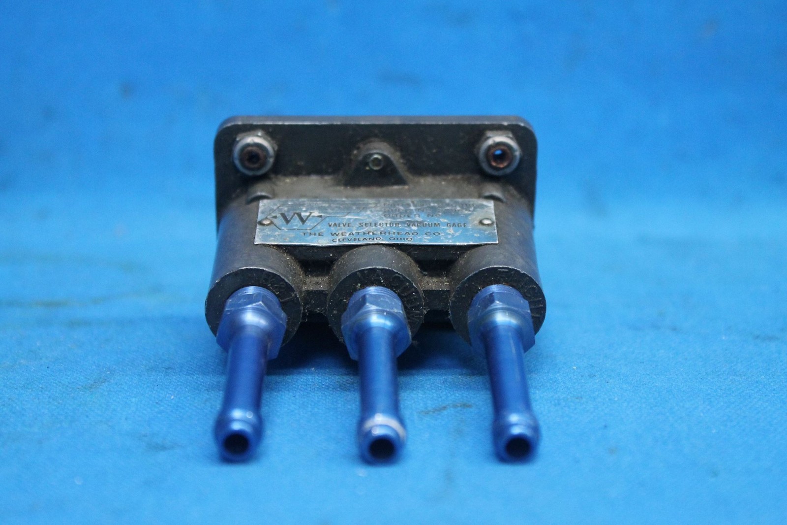 Used Weatherhead Co. Aircraft Vacuum Gauge Valve Selector, p/n 276310 (24350)