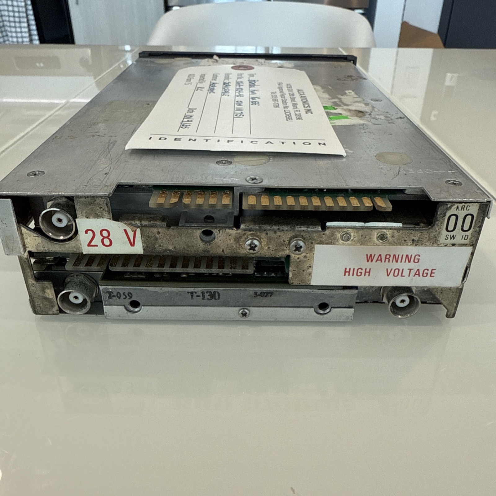 Bendix King KX 155 Nav/Com Glideslope 28 Volt 069-1024-43 – RACK AND BACKPLATE
