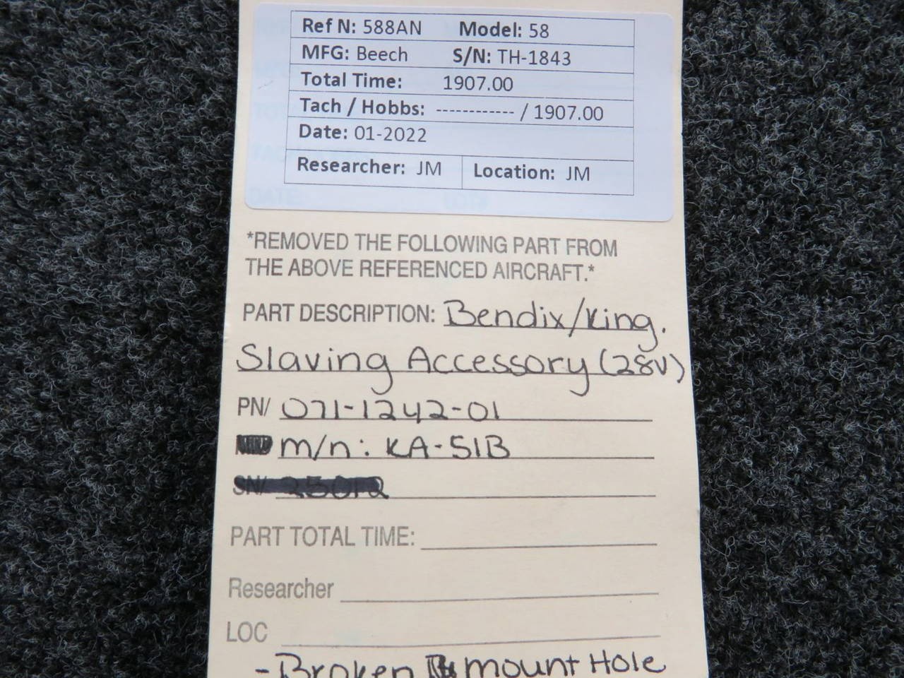 071-1242-01 Bendix King KA-51B Slaving Accessory (Volts: 28) (Broken Mount Hole)