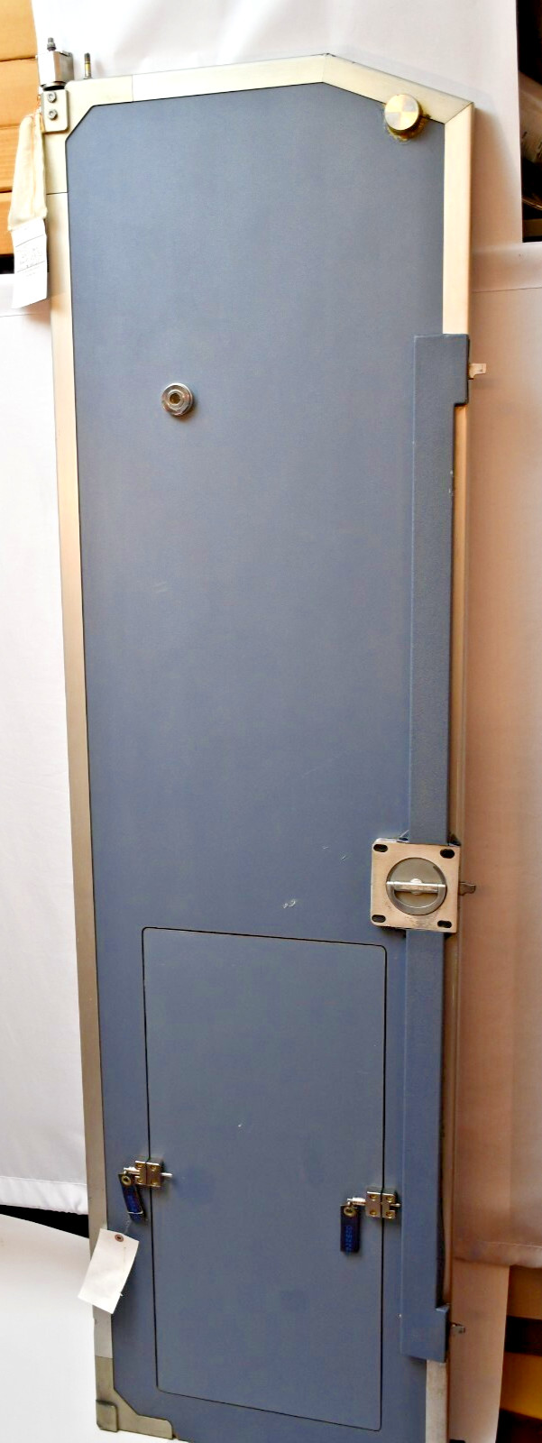 Airbus A321 -200 Ballistic Cockpit Door – Fully Intact