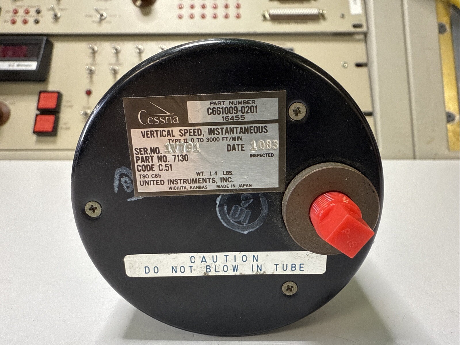 UNITED INSTRUMENTS VERTICAL SPEED P/N 7130 CESSNA