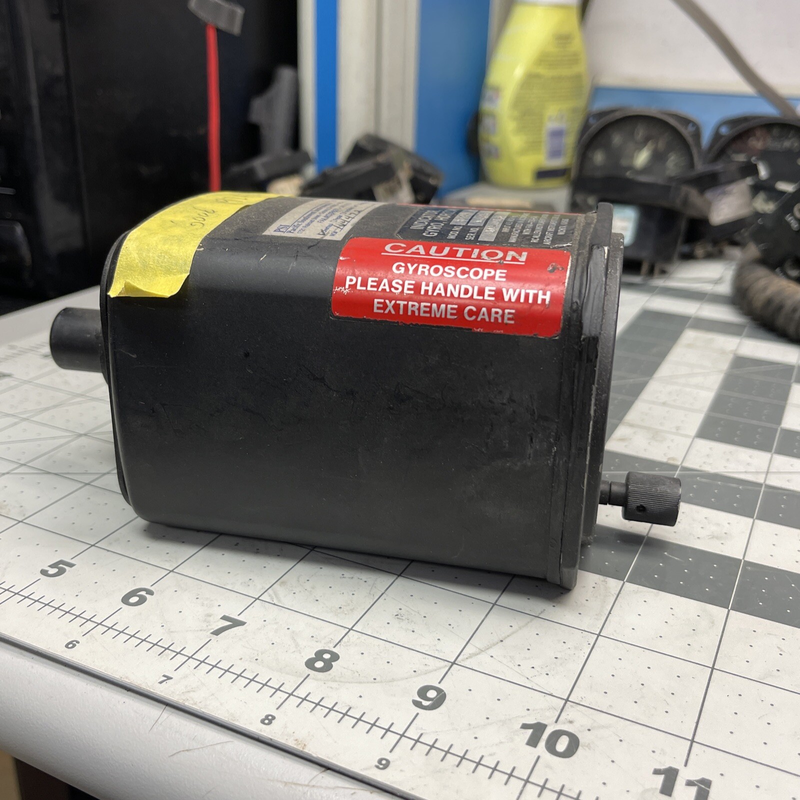 RC Allen Attitude Indicator Gyro Horizon P/N 102-0041-04 RCA22-7 (K365