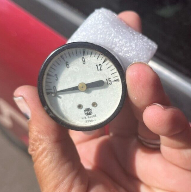 U.S. Gauge Pressure Instrument – 1 5/8″ Round p/n 13398-1 Ranging 0-15 Pounds