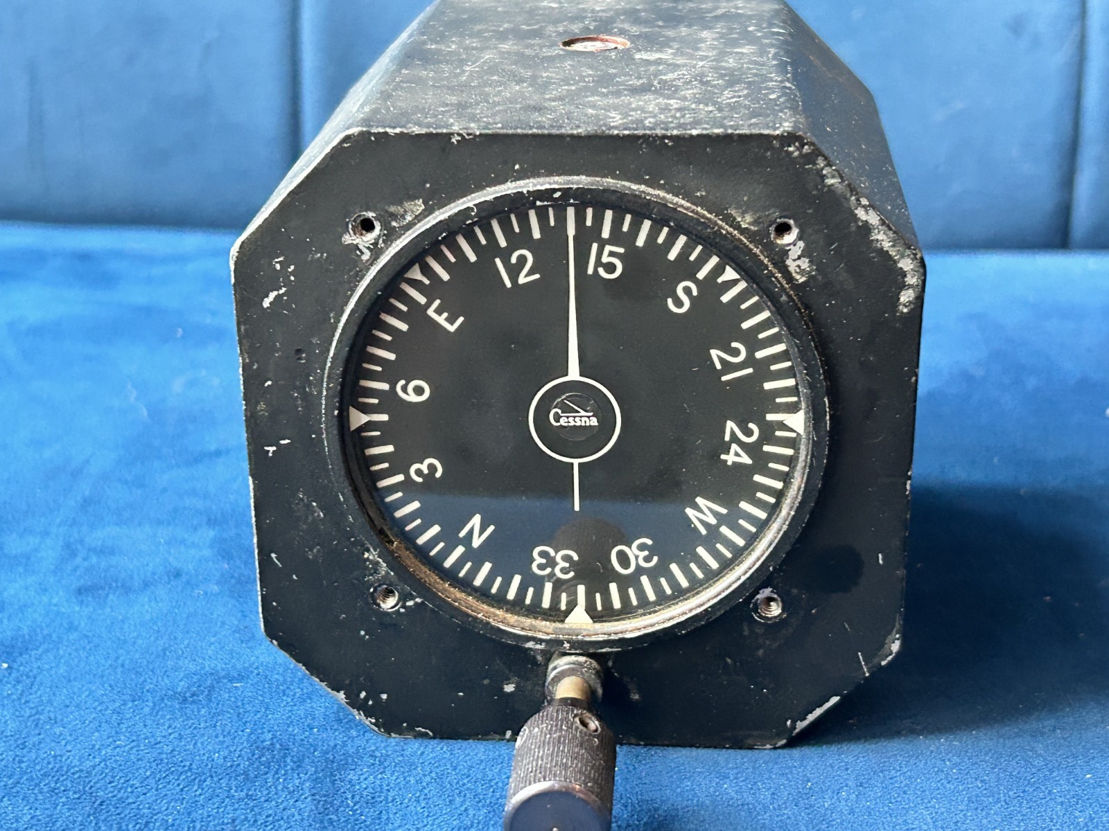 RCA10-J4980-01 | RC Allen Inst | Cessna Directional Gyro – Working when removed