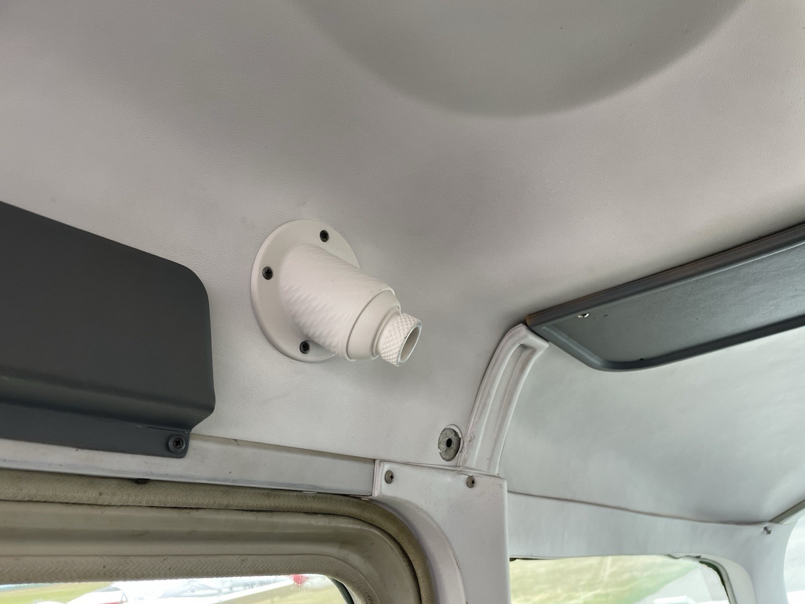 ✈️ Cessna 172 182 206 210 style EYEBALL AIR VENT UPGRADE PN: SVK0813610-3