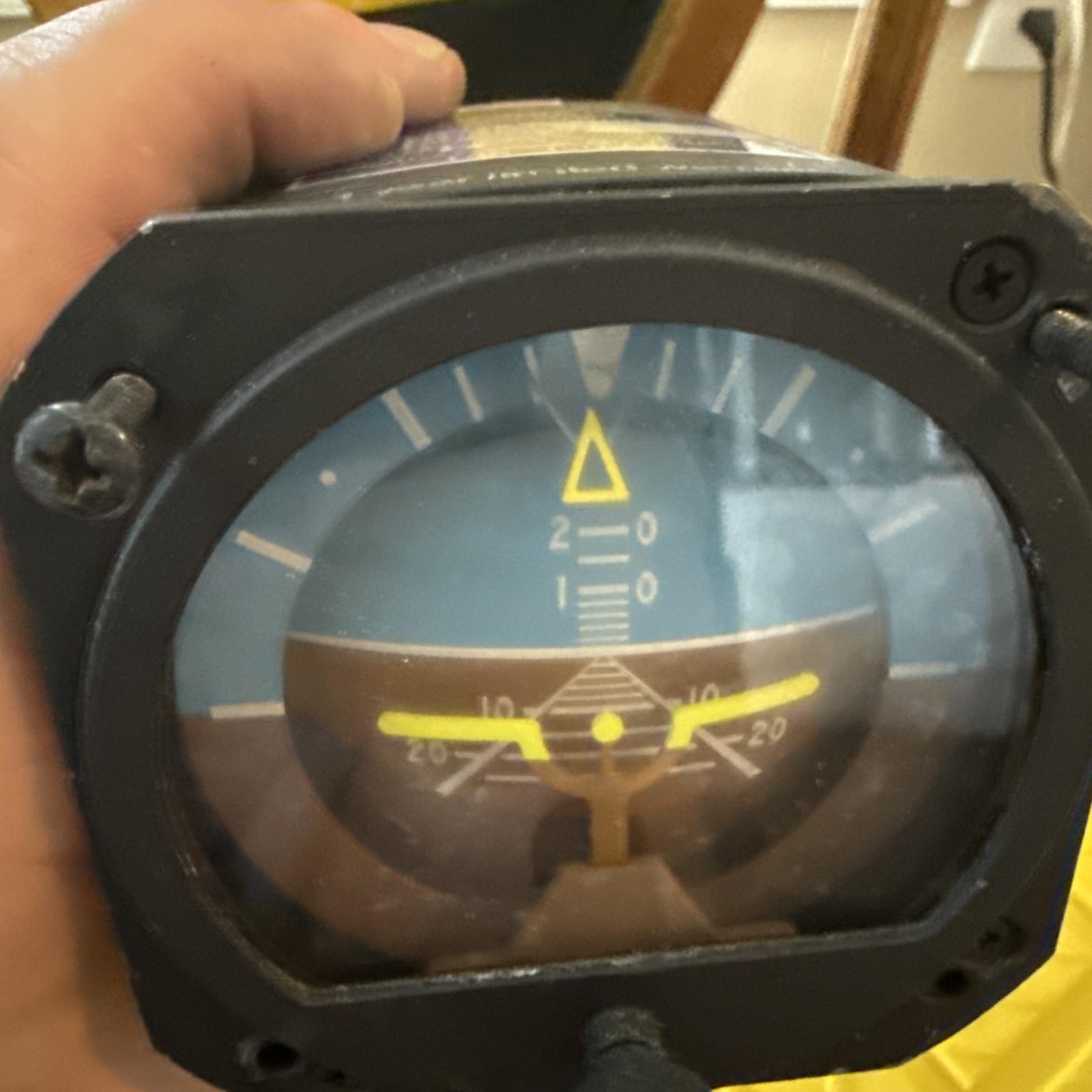 RC Allen Attitude Indicator Gyro Horizon P/N 102-0041-04 RCA22-7 SN 29CR0086