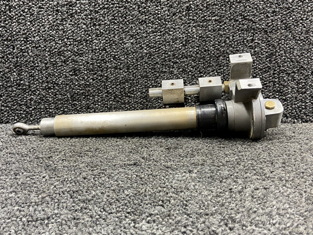 750094-009 Mooney M20K Flap Actuator Assembly (Minus Motor)