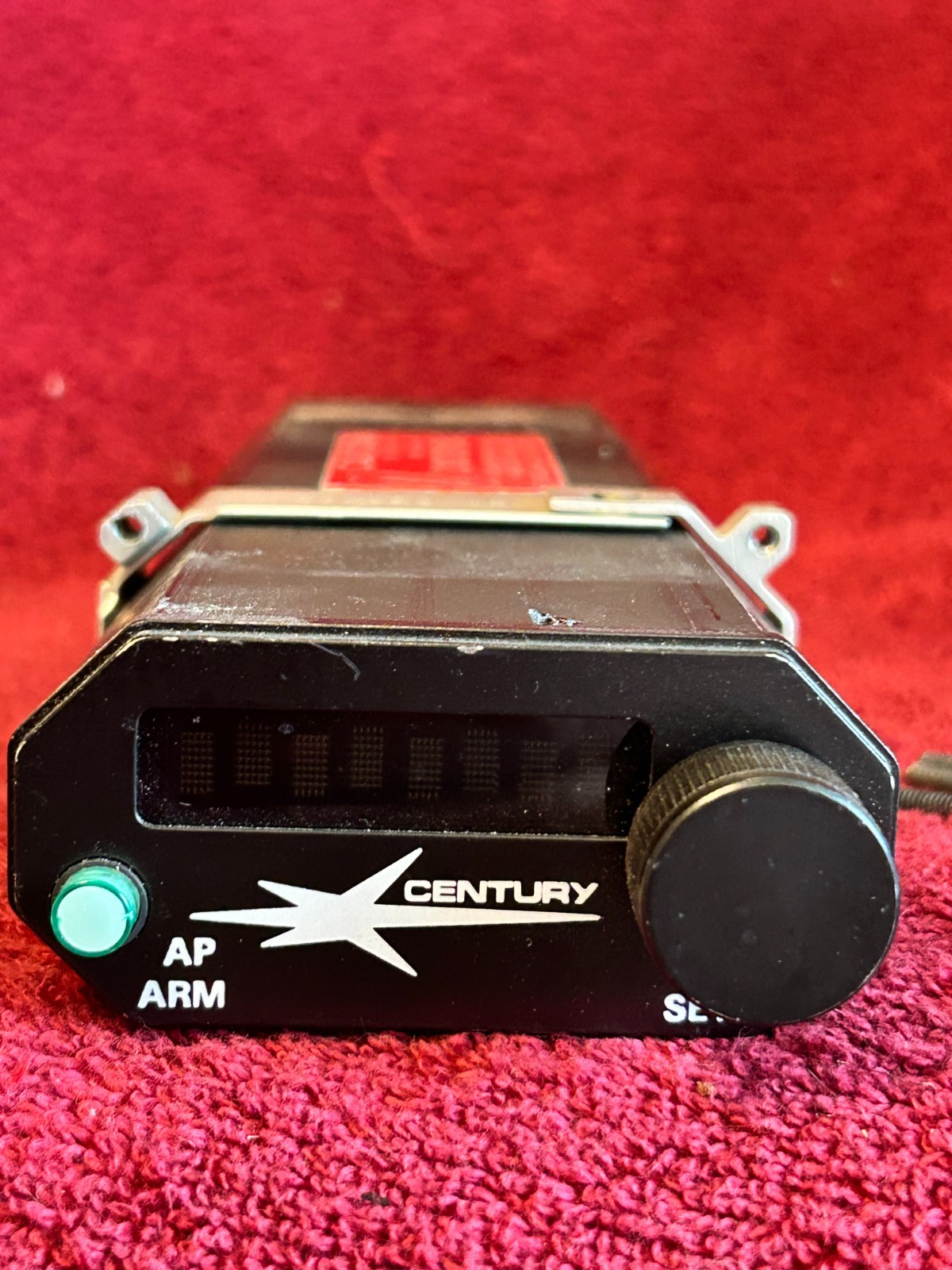 CENTURY ALTITUDE PRESELECT P/N 1D960 WITH MOUNT CLAMP