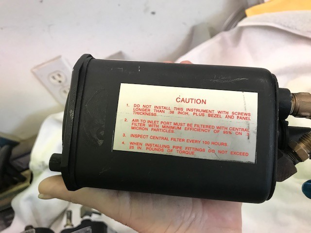Cessna Aircraft artificial horizon Gyro. RC Allen P/N 102-0041-04
