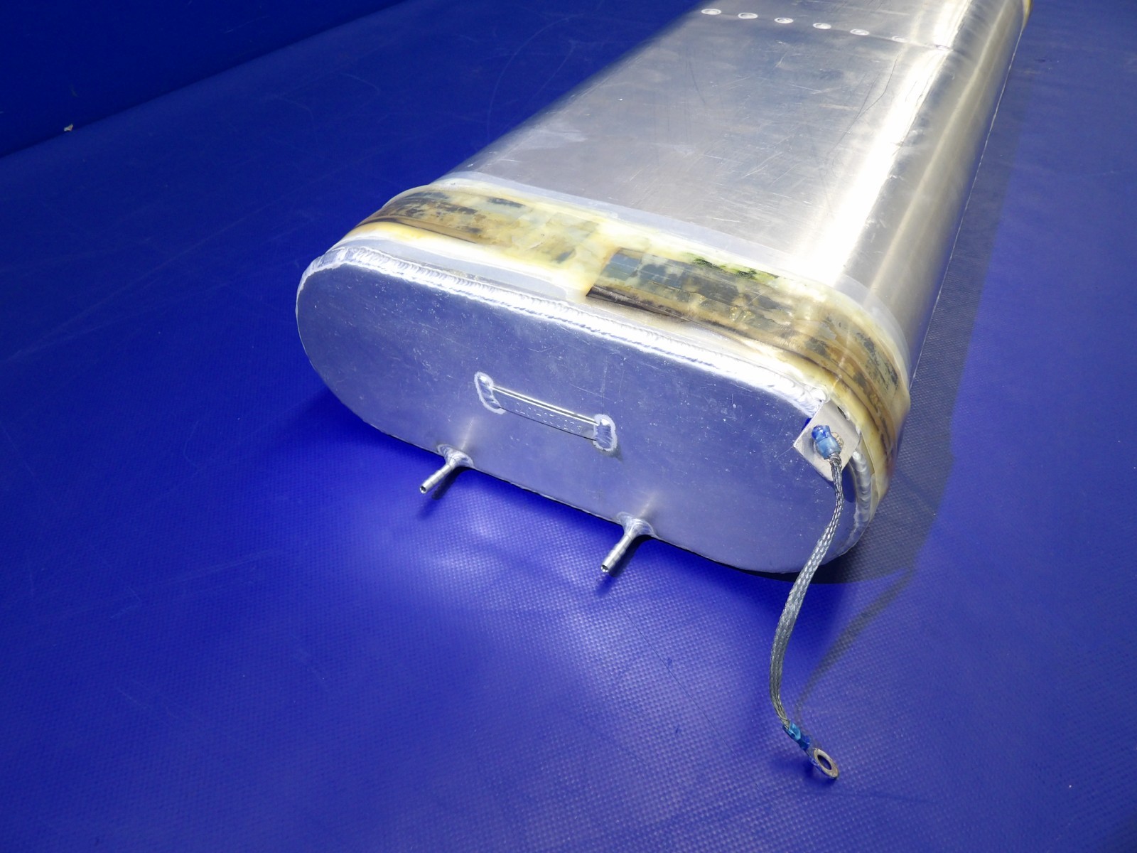 Diamond DA-40 LH/RH Outboard Auxiliary Fuel Tank P/N D41-2817-20-00 (0626-2054)