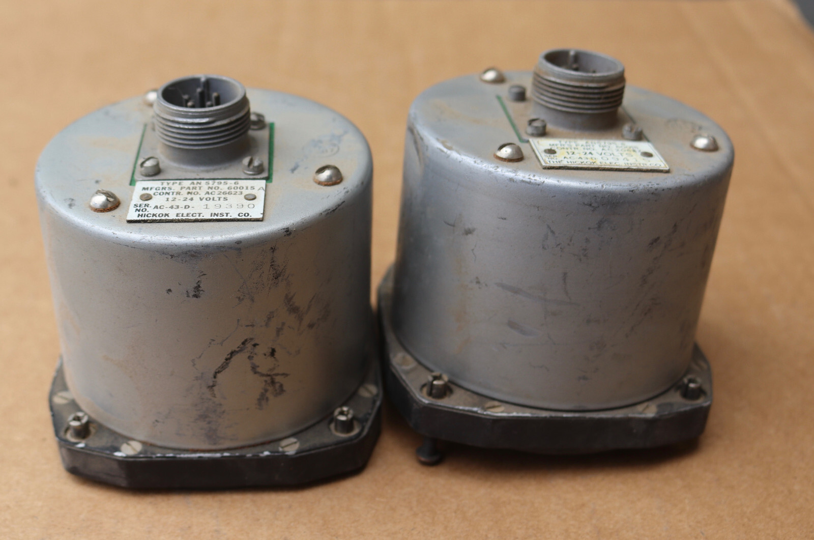 2 Hickok Aviation Aircraft Dual Temperature Gauge Indicator Lot An 5795-6