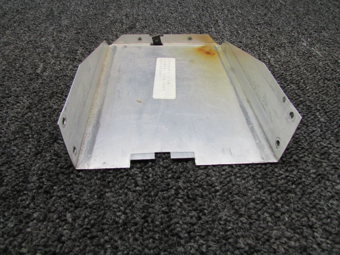 Sigma/1500 Genave Automatic Direction Finder Receiver with Tray