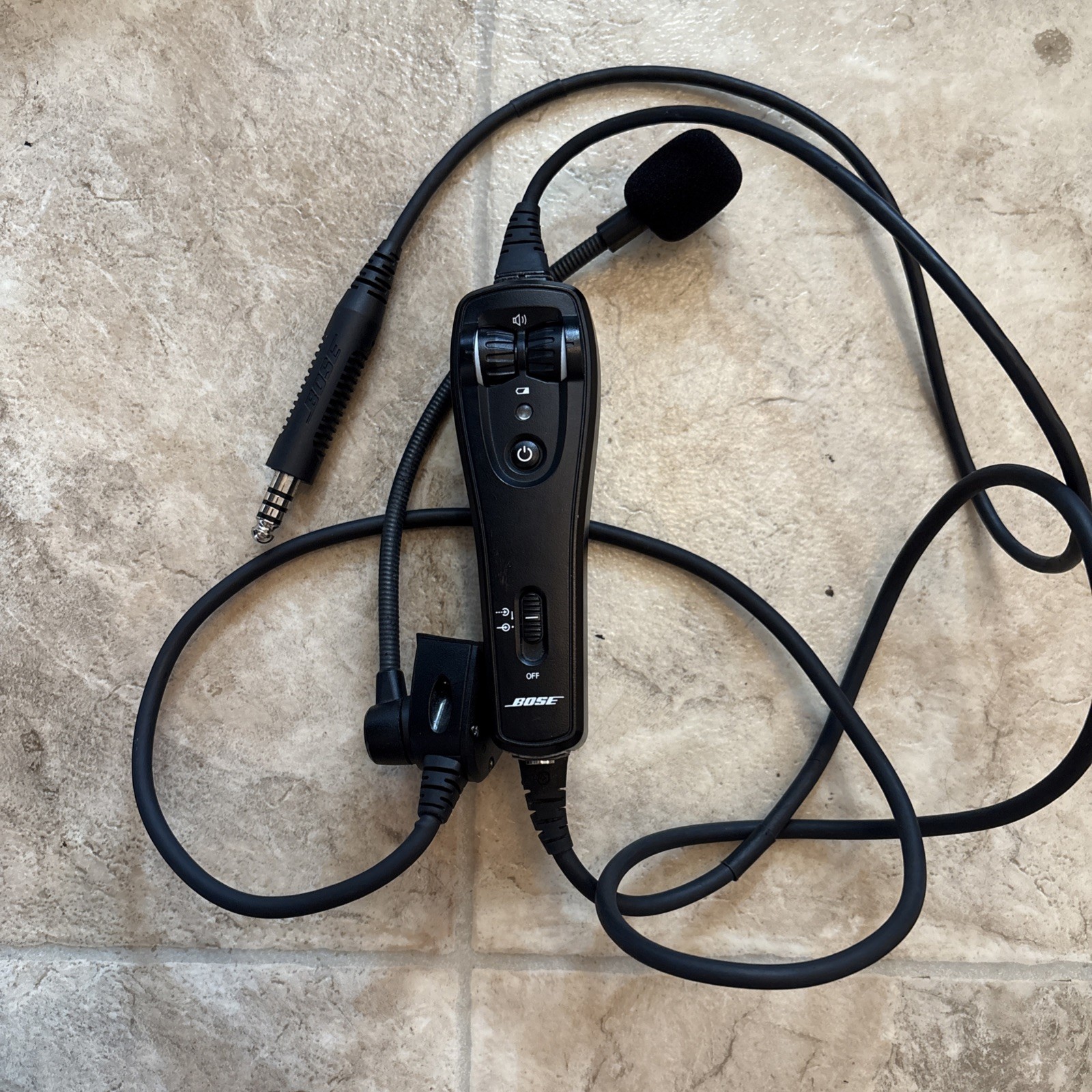 Bose A20 ANR Helicopter Headset Single U174 Plug Controller