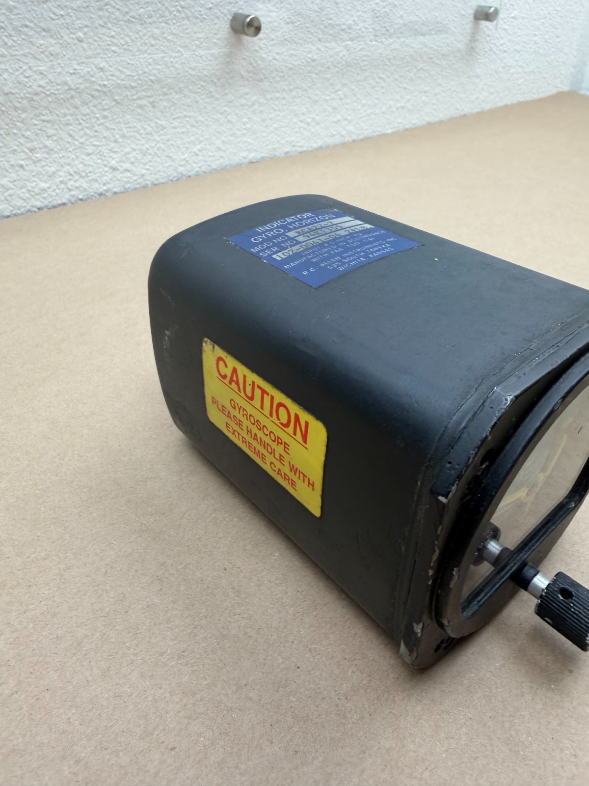 RC Allen Horizon Gyro Indicator RCA22-7 P/N: 102-0041-04 (2626)