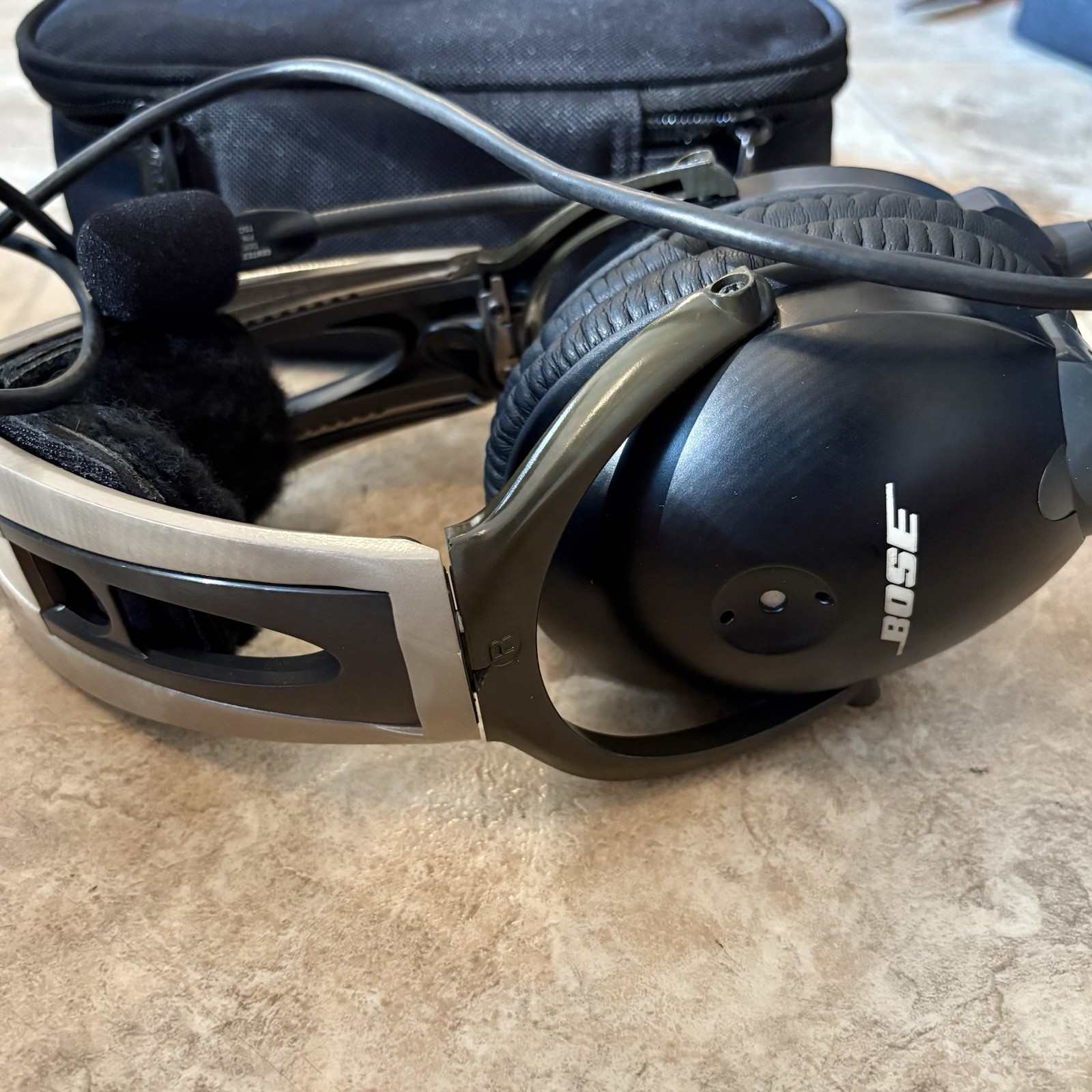 Bose X Aviation A10 Dual GA Plugs Headset AHX-32-01