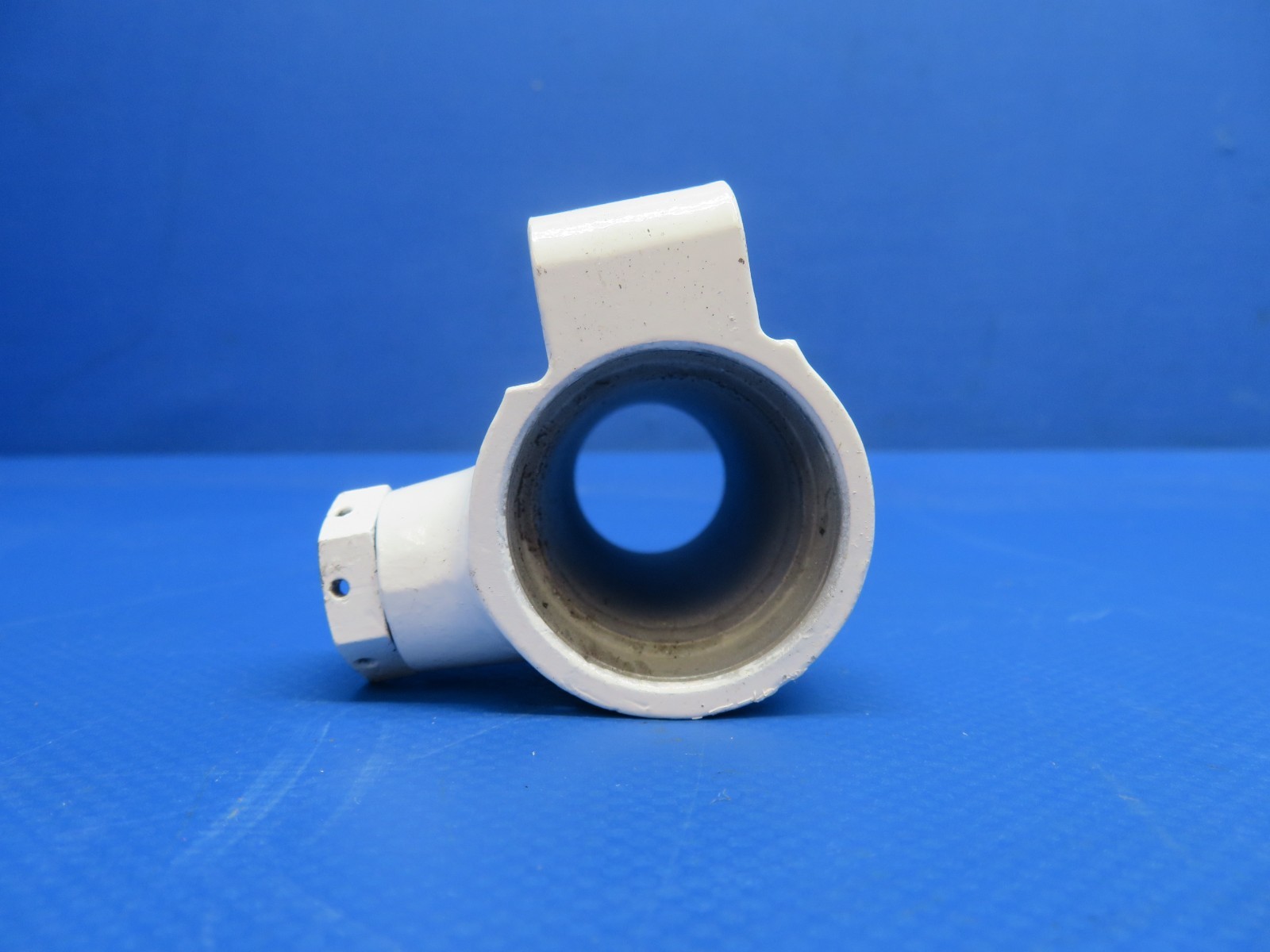 Cessna 310 Shimmy Dampener Housing w/ Repair Kit 0842410-1 PAINTED (0825-1720)