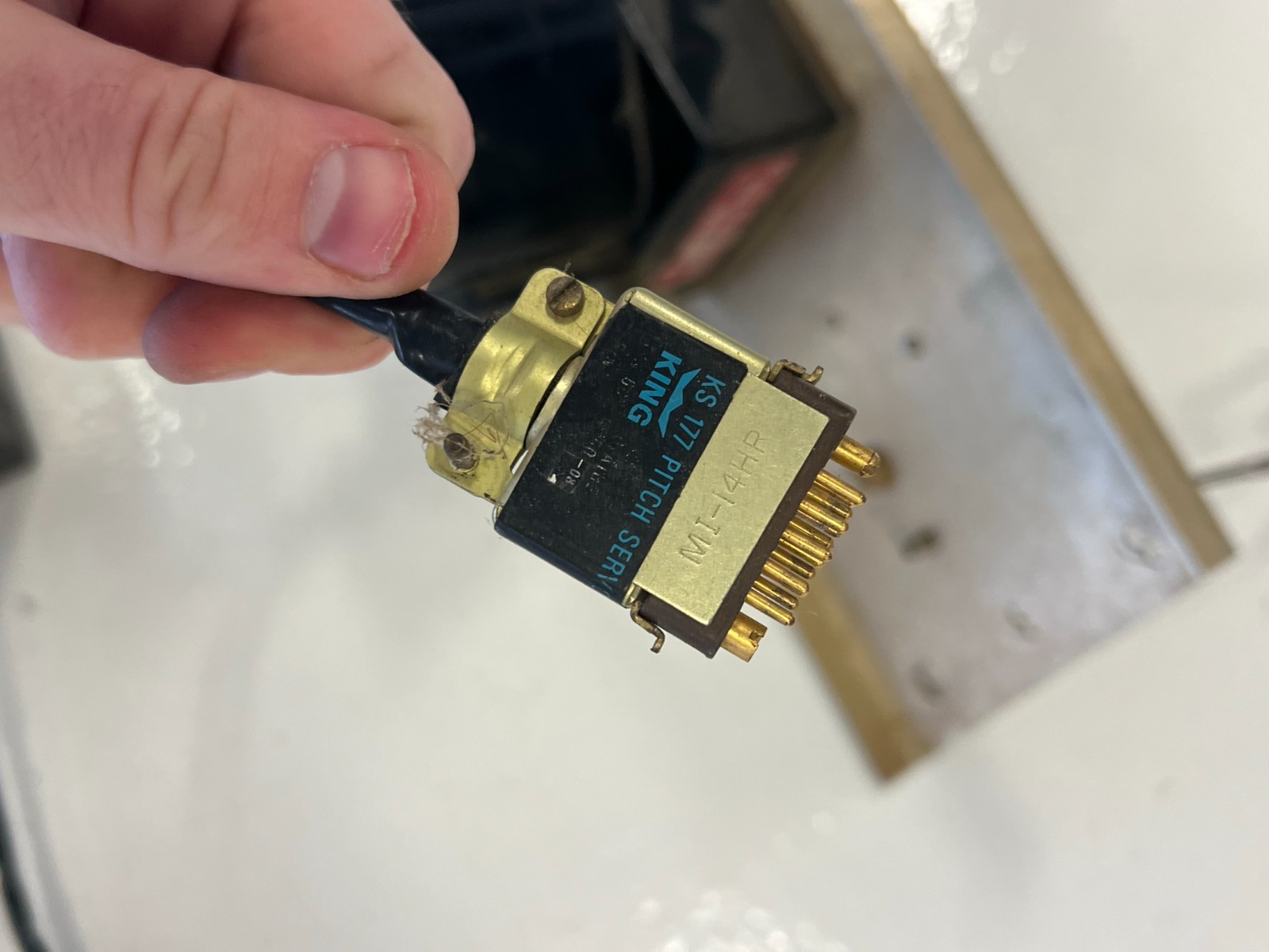 Bendix King Servos (KS 177, KS 178) Removed working for avionics upgrade