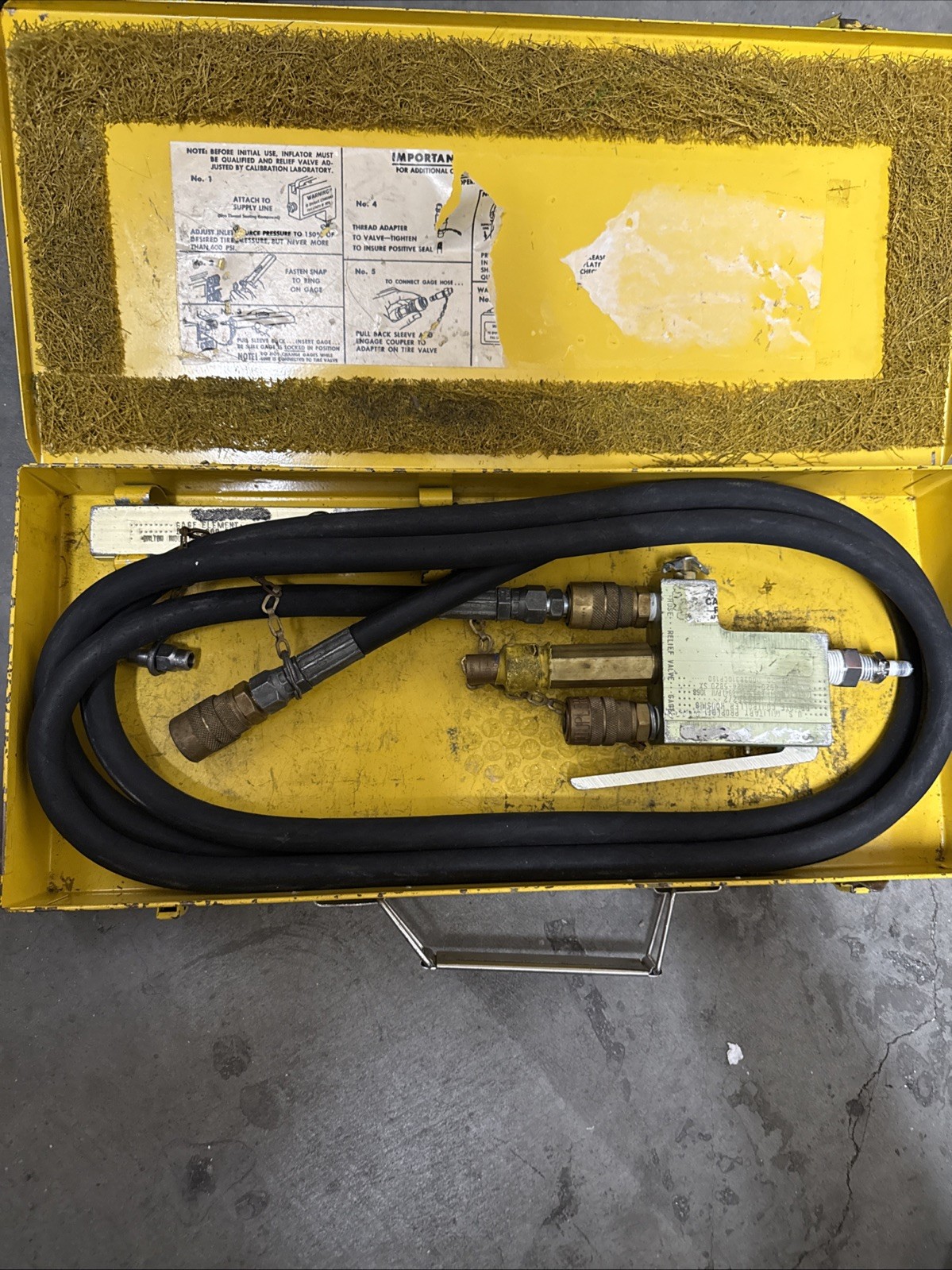 Milton Inds Inflator Assy. Kit M85352/1 NSN 6685-00-124-4336-SX KBSTTSK05