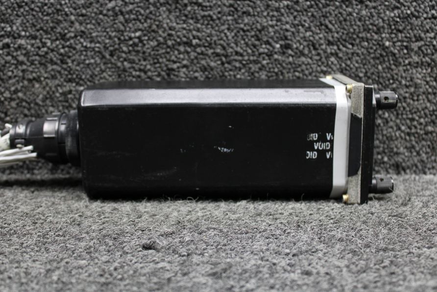 520-8130-004M Aeronetics Horizontal Situation Indicator (Volts: 28)