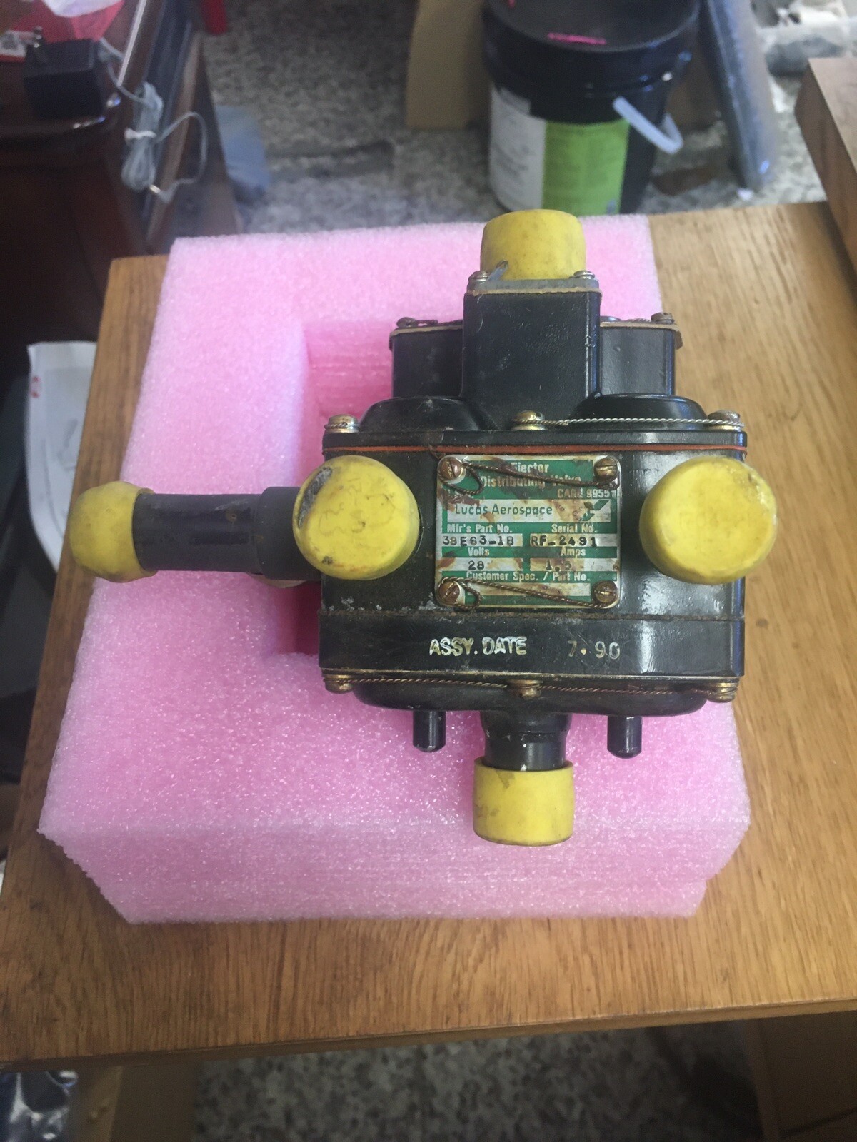 Lucas Aerospace Ejector Distributing Valve 28V 1.5A P/N 38E63-1B 7/90