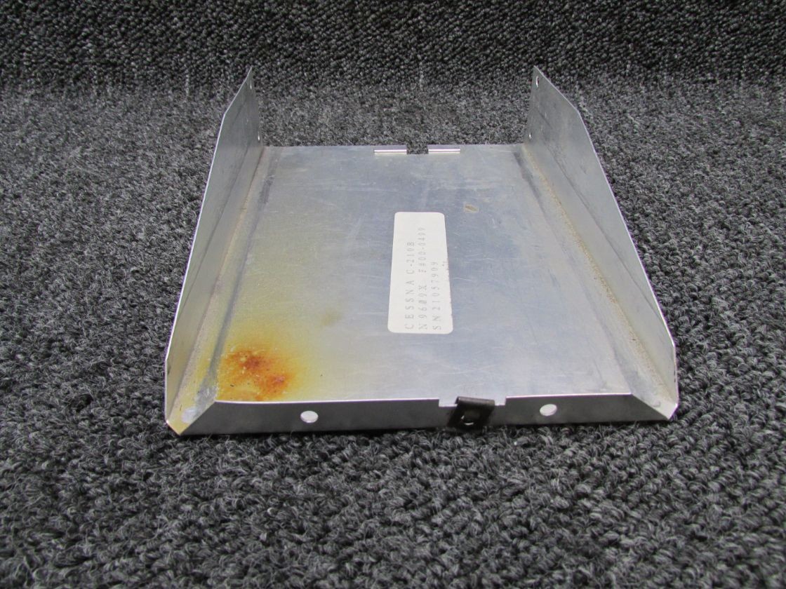 Sigma/1500 Genave Automatic Direction Finder Receiver with Tray