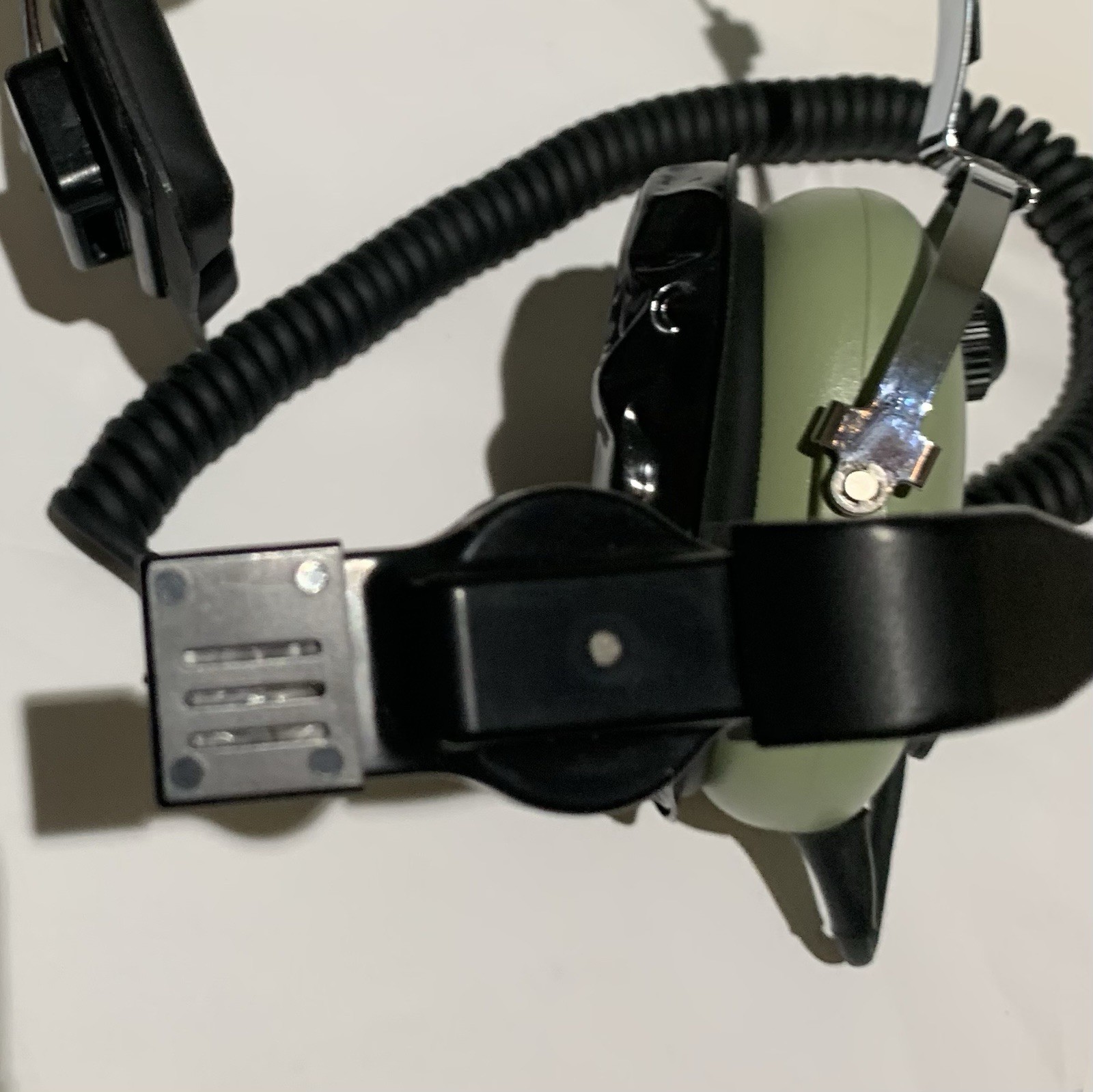 David Clark 40523G-01 Headset with Microphone, Single Ear, UNTESTED