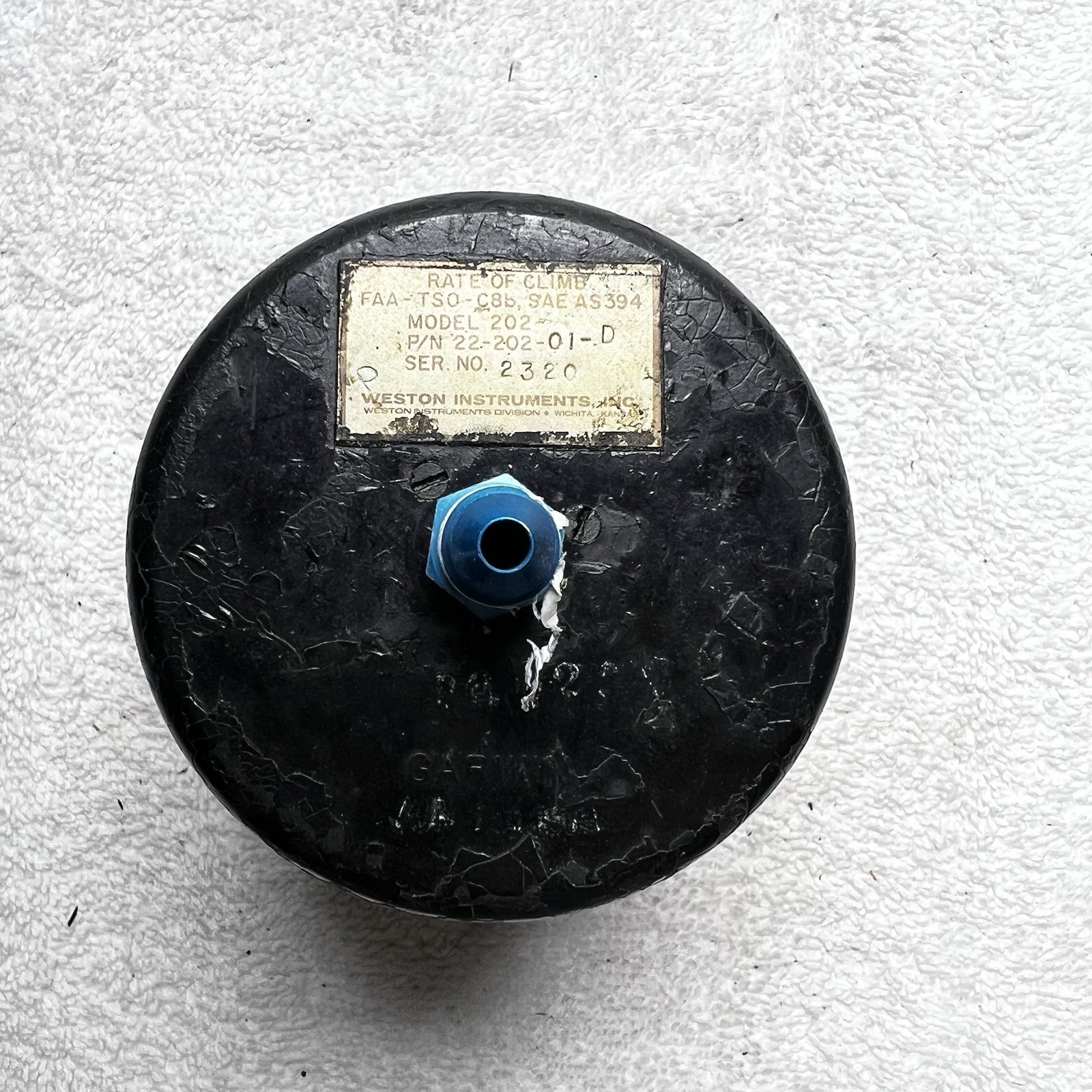 Weston Instruments Rate Of Climb Vertical Speed Indicator 22-202-01-D